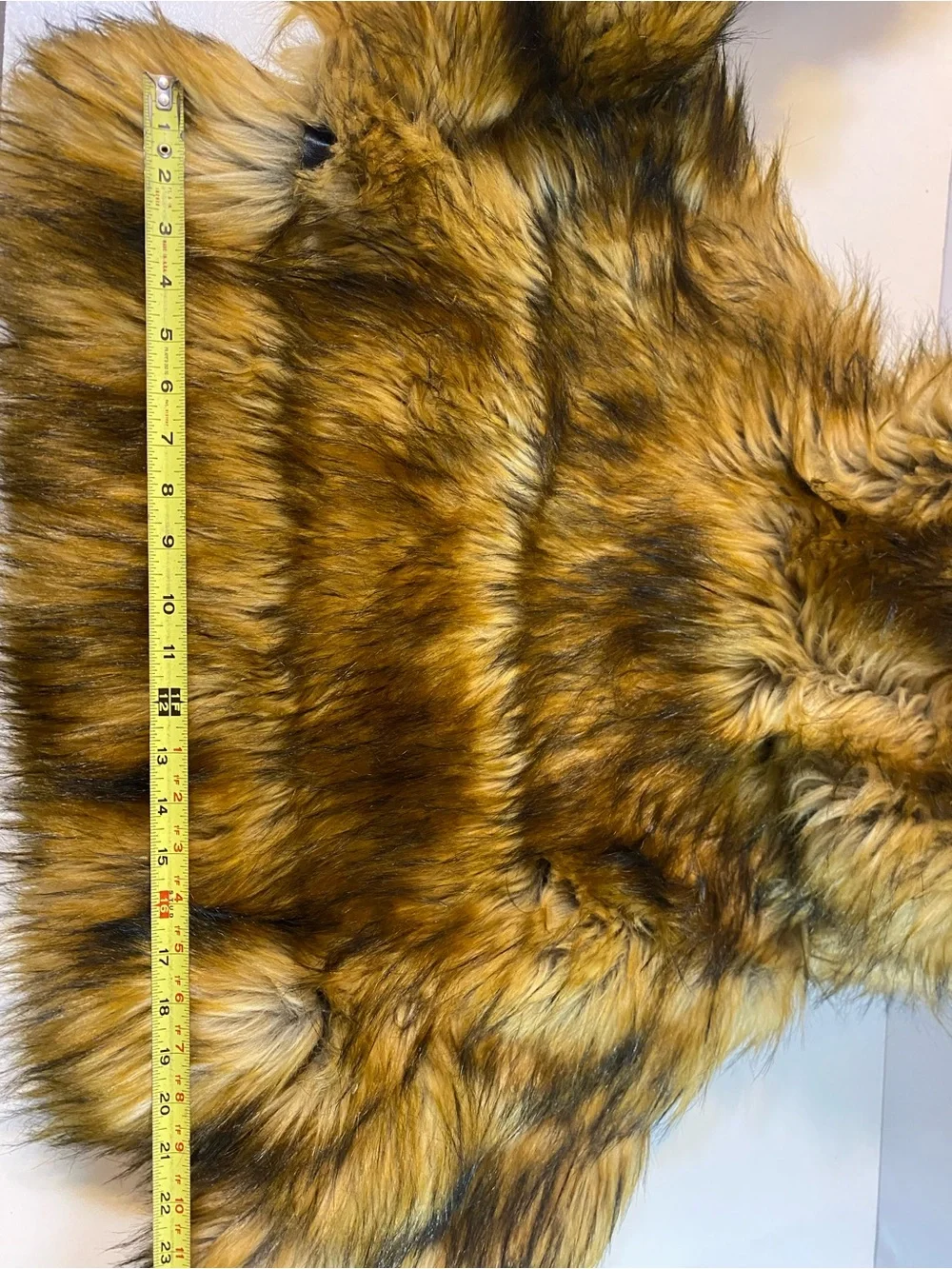 The AKIRA Label Gracelle Faux Fur Cropped Jacket Size XL